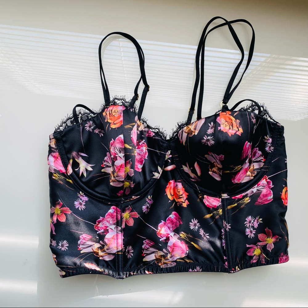 Victoria Secret’s Floral Roses Bustier Top SZ 32/DD